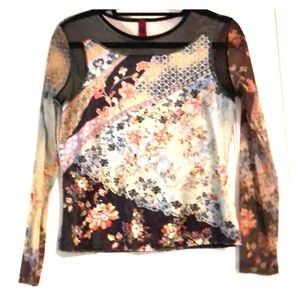 Velveteen and illusion blouse